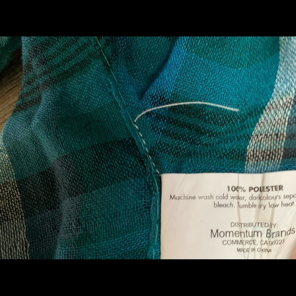 Scarf - Picture 5 of 6